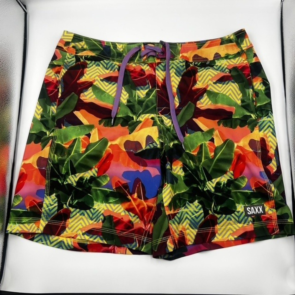 Saxx Men's Betawave 2N1 Boardie Tropical Leaf 7" Swim Trunks Size 30